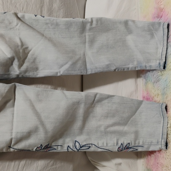 FDA French Dressing Embroidered Jeans W Colorful Leaves Sz.10 Gently Worn - Picture 8 of 14